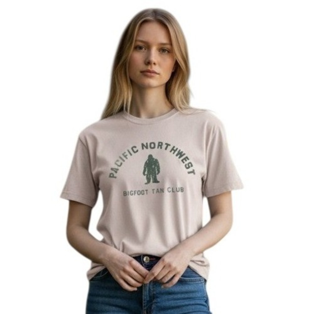 American Eagle Womens size XXL Bigfoot Fan Club Graffic Grunge Academia Prep Tee